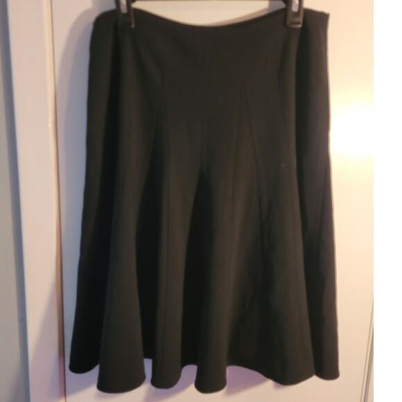 Jones New York Platinum Black Midi Trumpet Skirt Sz 10 Fit Flare Career Church - Picture 1 of 6